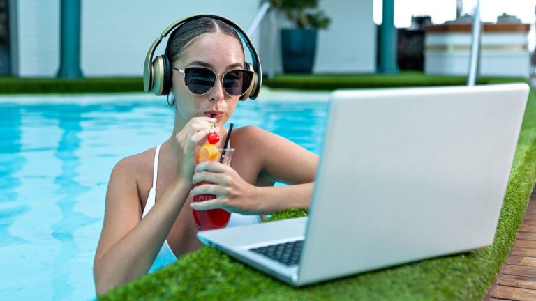 Tiktok's Lazy Girl Jobs Trend