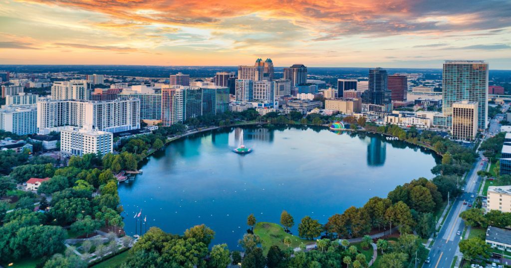 Moving to Florida: By the Numbers Moving to Florida: By the Numbers