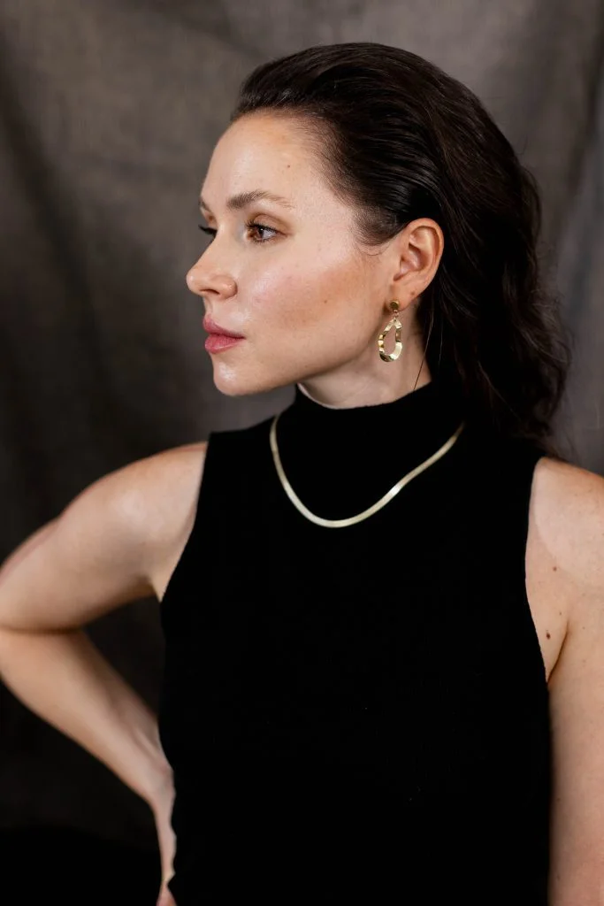 Empowering Designs: Women Entrepreneurs Crafting Business Strategies 6 Women Entrepreneurs, Leadership, Motivational Speaking, Digital Marketing, Ethical Business, Crowdfunding, Innovation, Personal Development, Empowerment, Community Building.