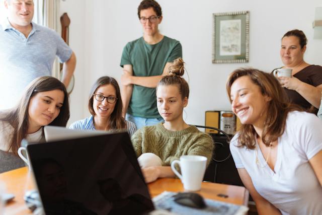 Ways for Women to Move Up into Leadership Roles: Tips and Strategies Ways for Women to Move Up into Leadership Roles: Tips and Strategies