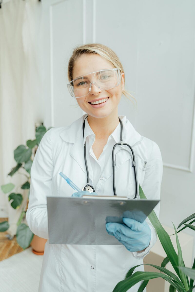 USMLE Step 2 Guide For Women In Medicine: Strategies For Success And Balance