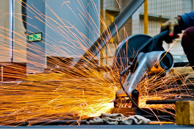 How Female Managers Can Stay on Top of Equipment Maintenance How Female Managers Can Stay on Top of Equipment Maintenance
