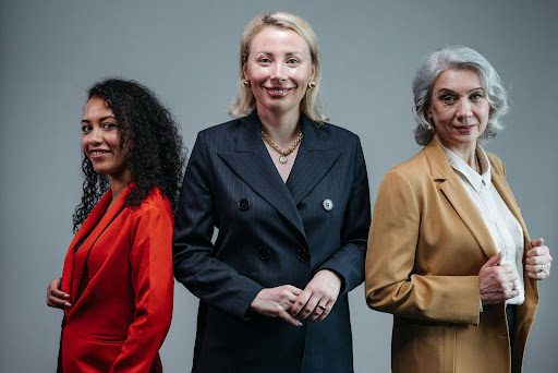Investing in Yourself: Strategic Ways Female Executives Can Leverage Short-Term Financing Investing in Yourself: Strategic Ways Female Executives Can Leverage Short-Term Financing