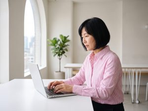 Lisa Davis Urges Employers to Value Women Leaders Over 50