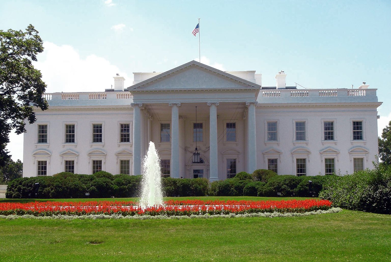 Trump Signs Executive Order Creating NIH Women’s Health Division