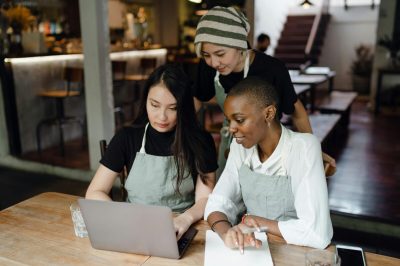 pexels-ketut-subiyanto-4350060