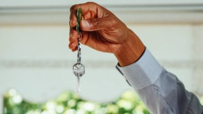 pexels-kindelmedia-7578975